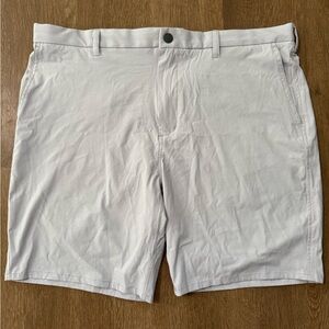 Johnnie-O Calcutta Performance Shorts New With Tags Light Khaki Size 40 JMSH1950